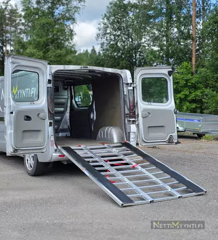Lastausramppi 215x137 cm 680 kg alumiini Pääkuva - Ajorampit - 6430074697099 - 1